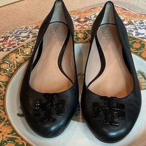 Tory Burch Black Leather Loafers with Logo